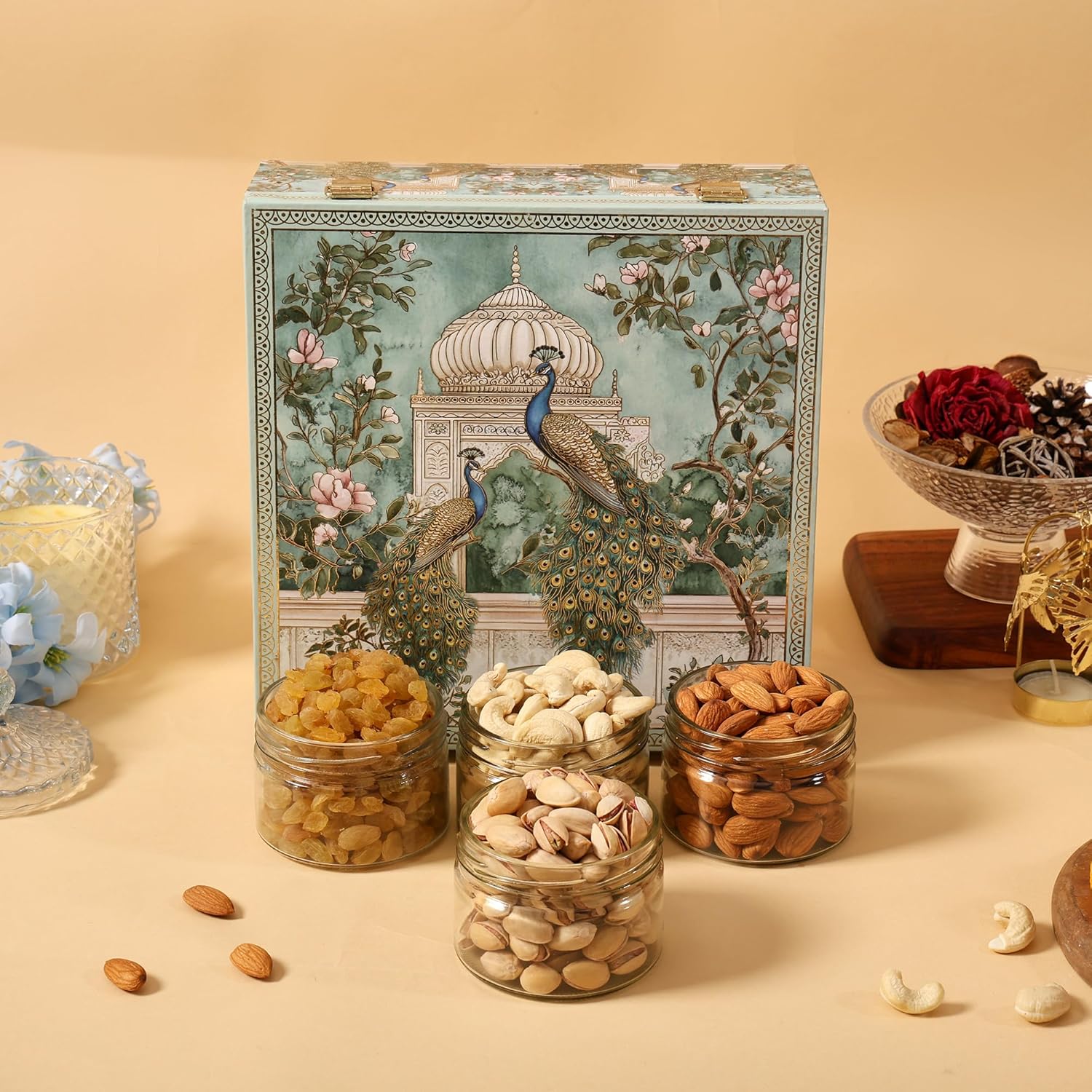 BEE CREATIVE Premium Dry Fruits Gift Hamper Pack for Diwali, Dussehra, Weddings & Corporate Gifting | Almonds, Cashews, Pistachios & Raisins | Festive Healthy Dry Fruit Gift Combo