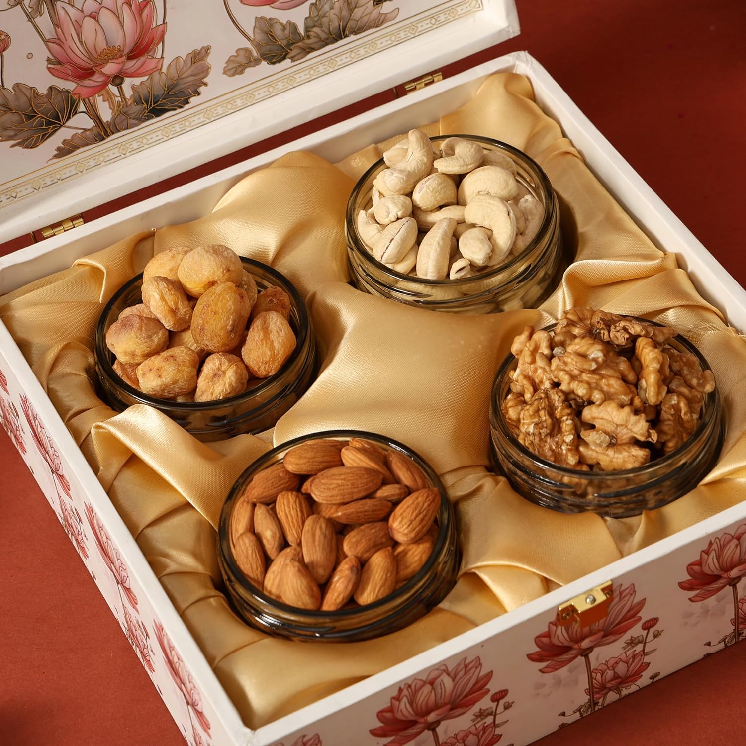 BEE CREATIVE Premium & Healthy Dry Fruits Gift Hamper Pack | Almonds, Cashews, Walnuts & Khumani (Apricots) | Luxury Festive Combo Box for Diwali, Dussehra & Corporate Gifting