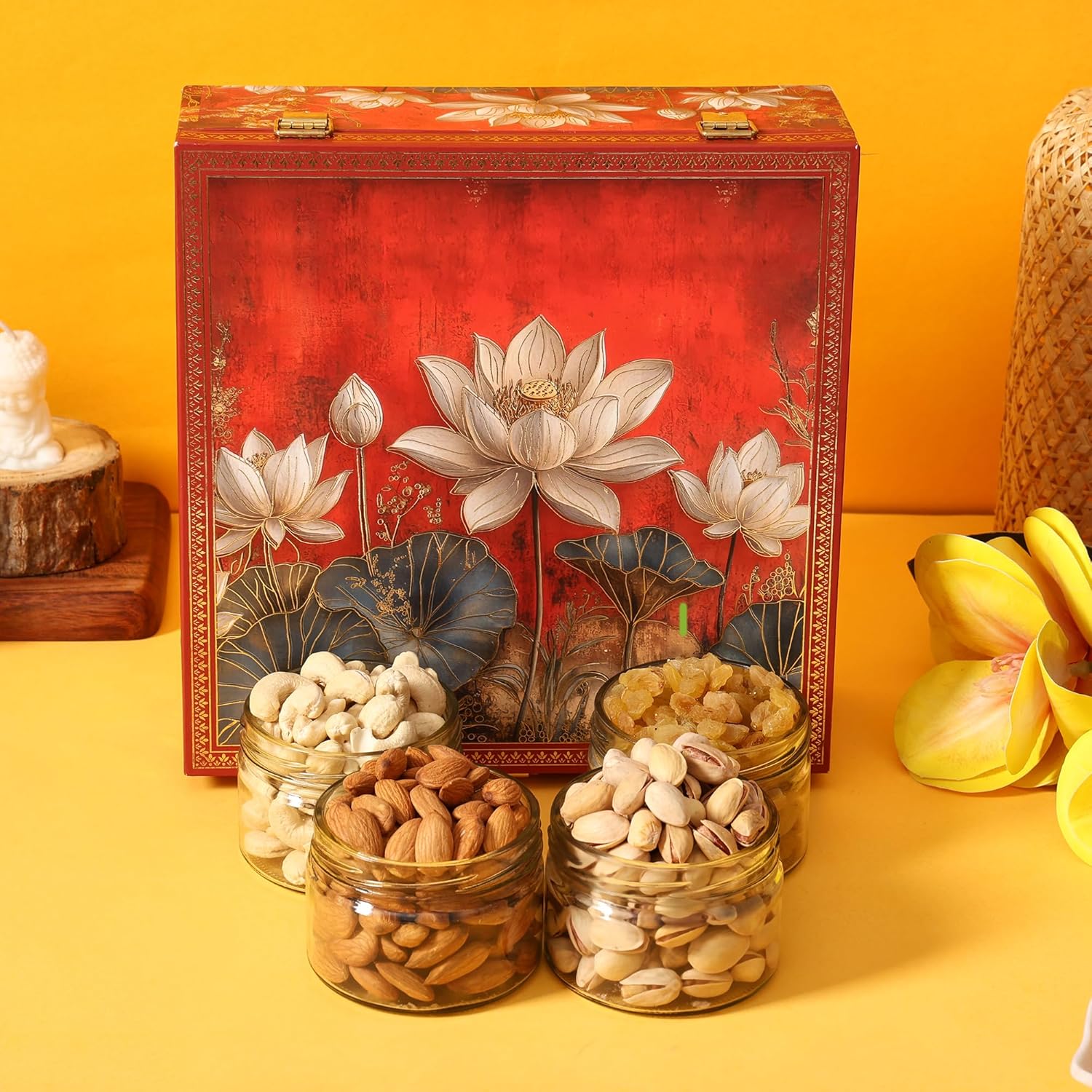 BEE CREATIVE Premium Dry Fruits Gift Hamper Pack for Diwali, Dussehra, Weddings & Corporate Gifting | Almonds, Cashews, Pistachios & Raisins | Festive Healthy Dry Fruit Gift Combo